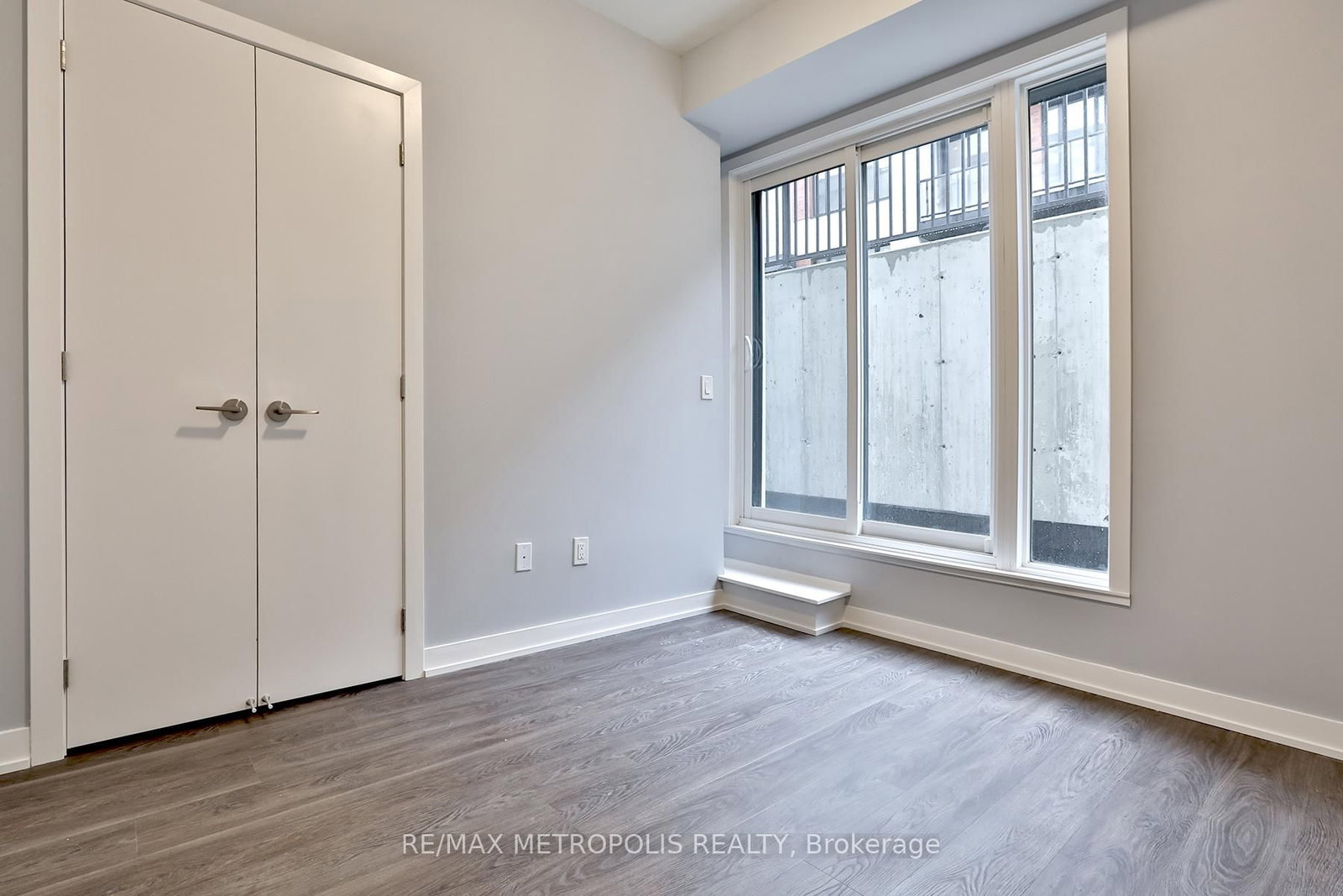 2 Steckley House Lane, Unit 906 - Photo 16