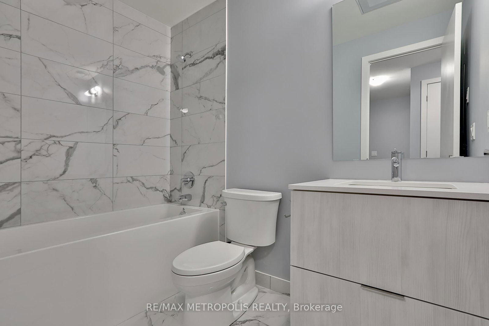 2 Steckley House Lane, Unit 906 - Photo 18