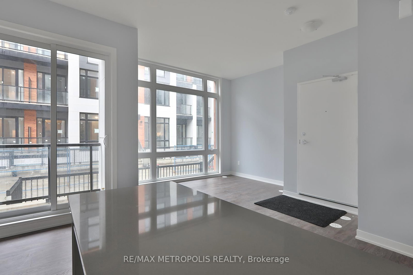 2 Steckley House Lane, Unit 906 - Photo 9