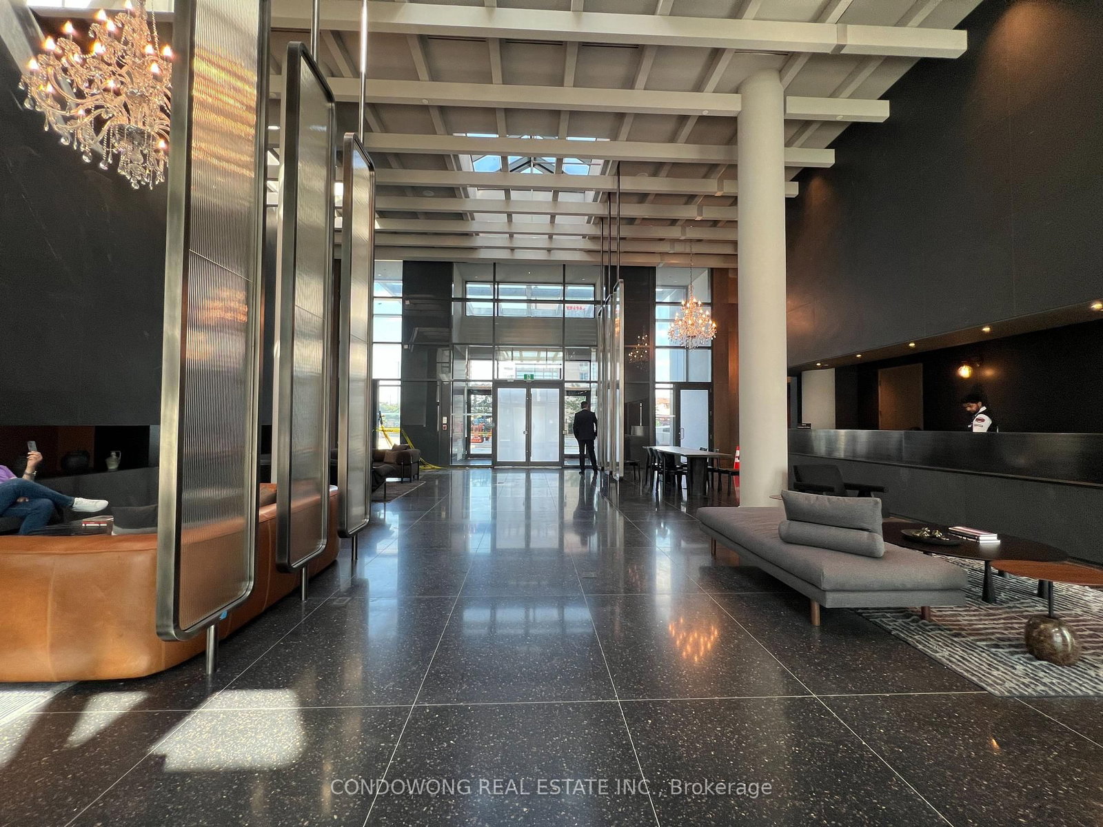 8 Interchange Way, Unit 701 - Photo 18