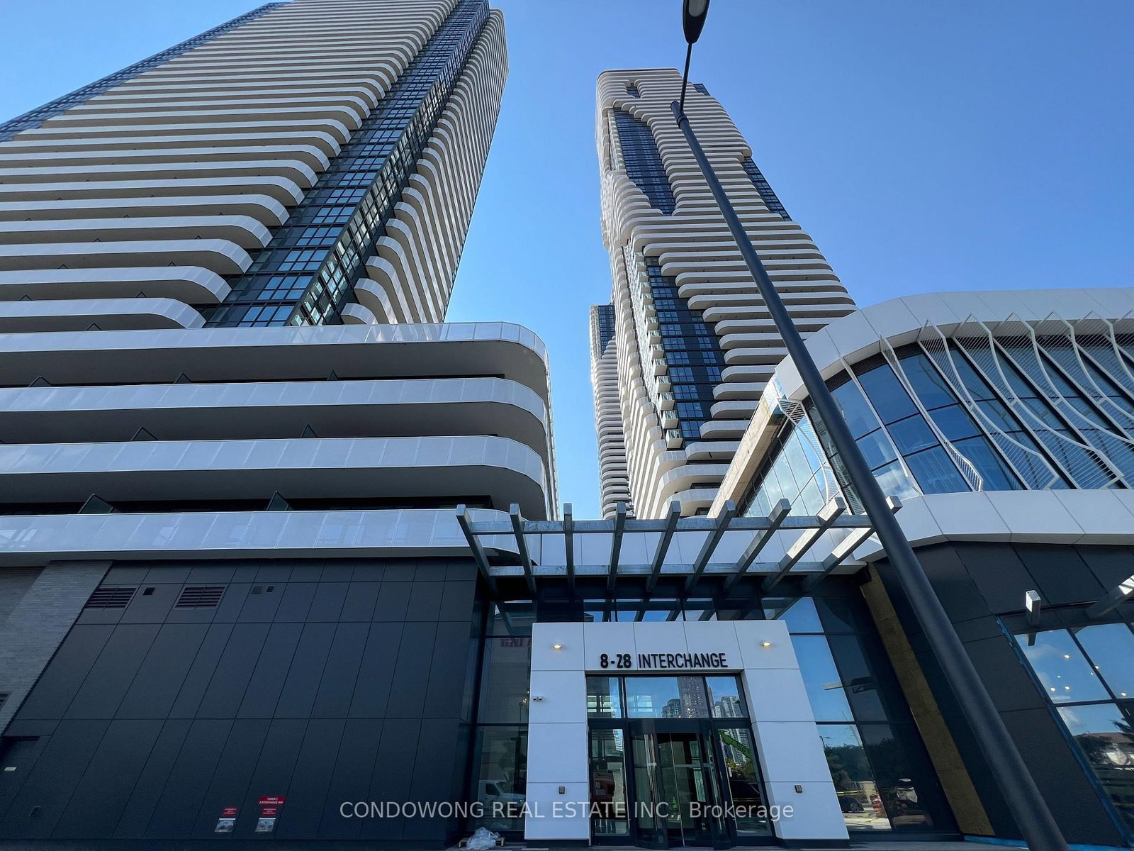 8 Interchange Way, Unit 701 - Photo 21