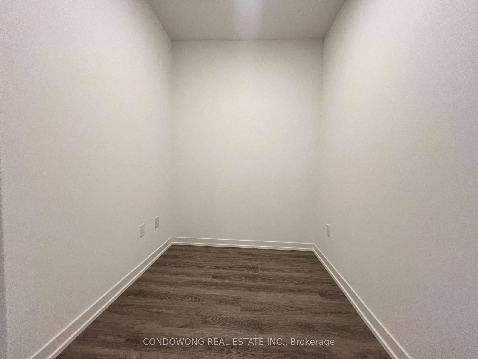 8 Interchange Way, Unit 701 - Photo 5