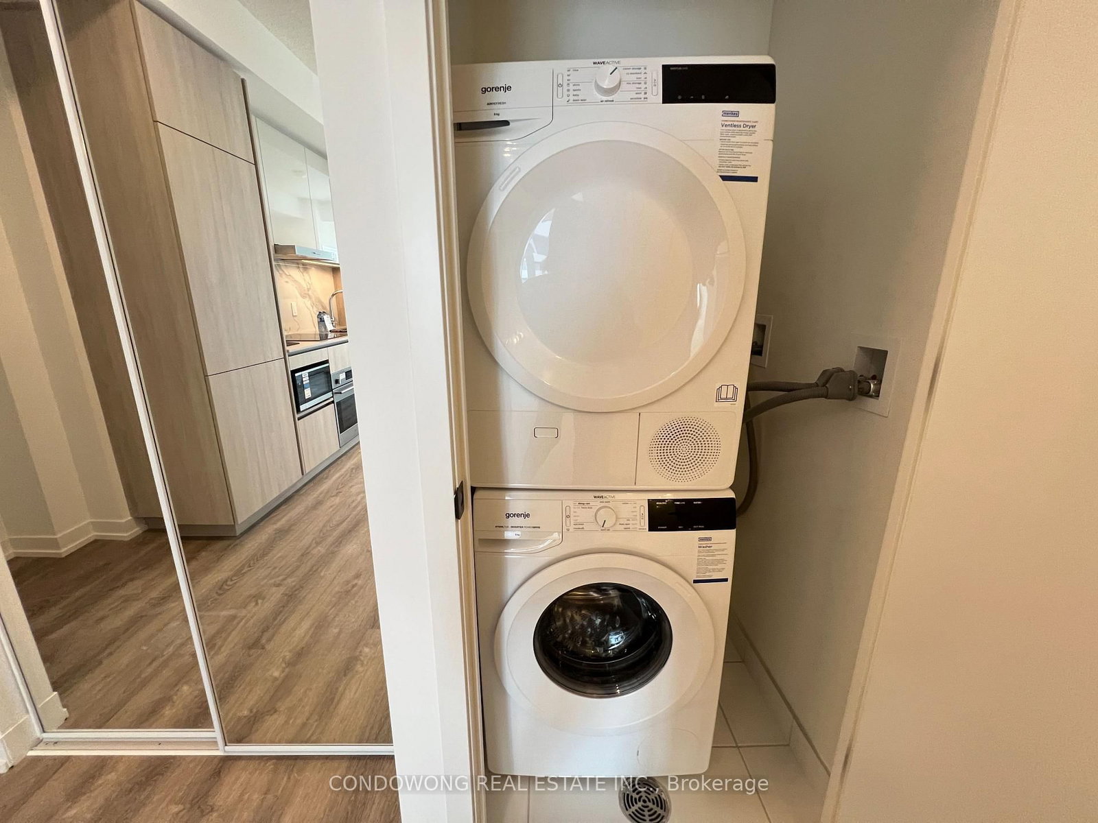 8 Interchange Way, Unit 701 - Photo 8