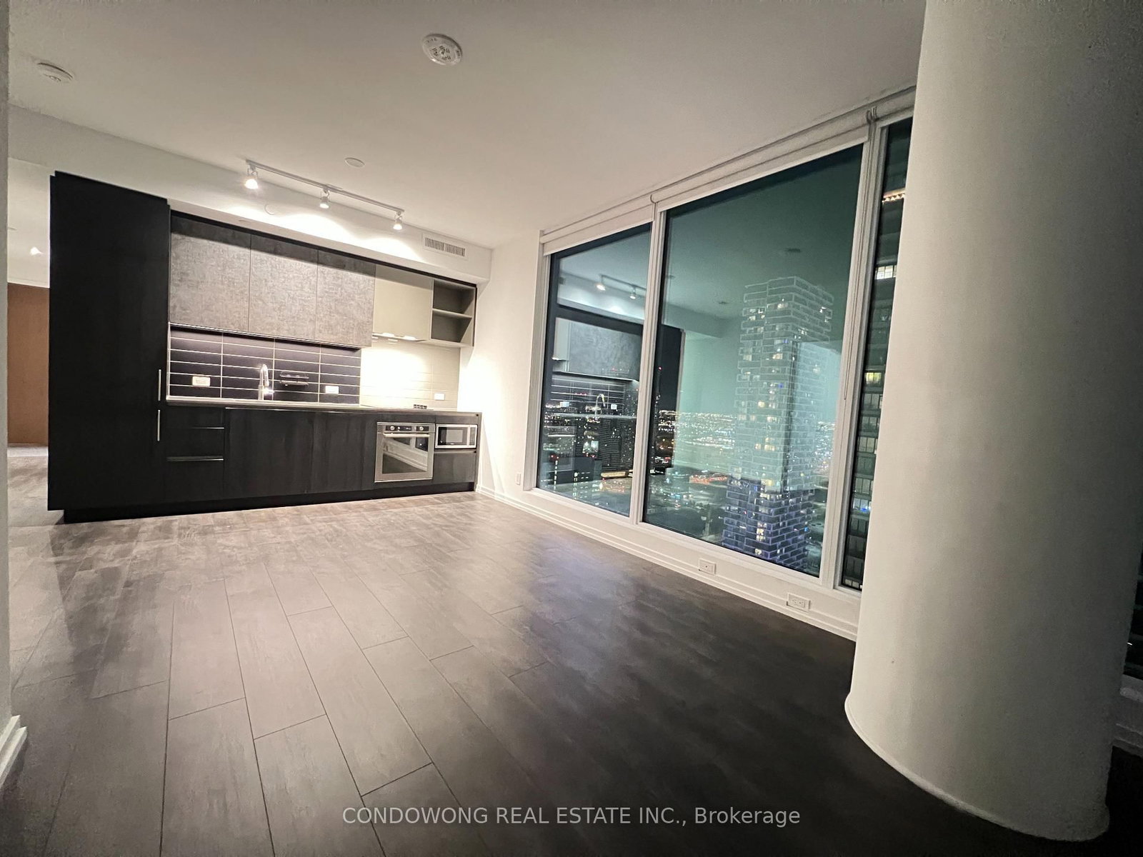 1000 Portage Parkway, Unit 4211 - Photo 4