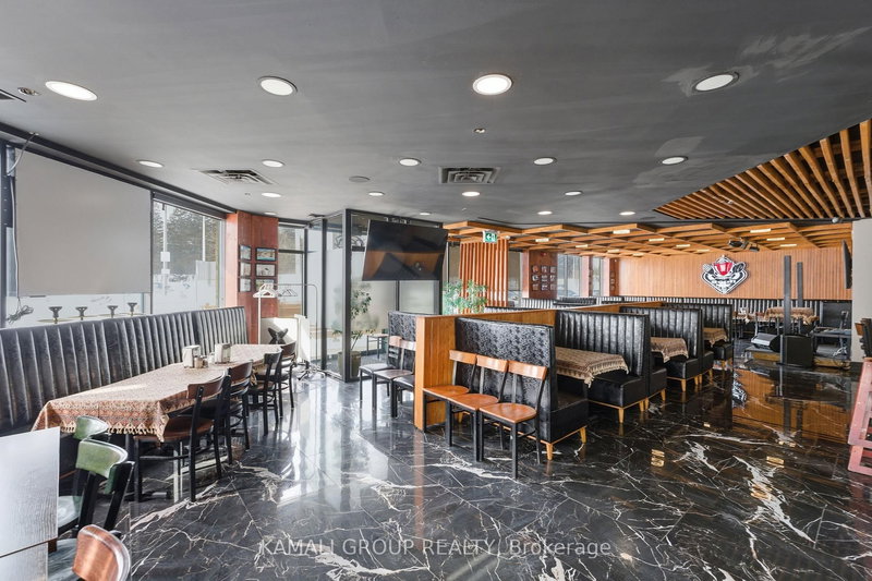 20 - 10815 Bathurst St N, Richmond Hill, L4C 9Y2 | Image 3