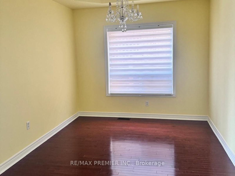 35 Boom Rd, Vaughan, L6A 3G1 | Image 3