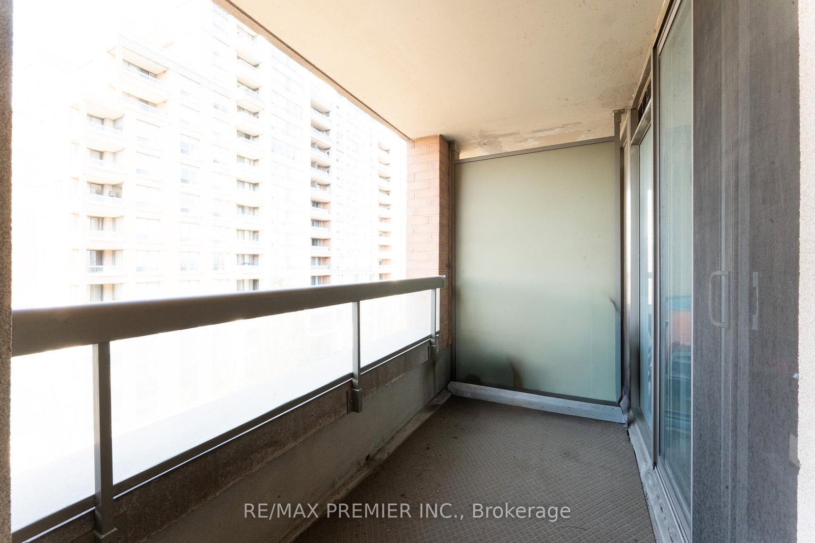 Condo for sale at 504-19 Northern Heights Drive, Richmond Hill, Ontario, L4B 4M4 - Langstaff - MLS: N12998916