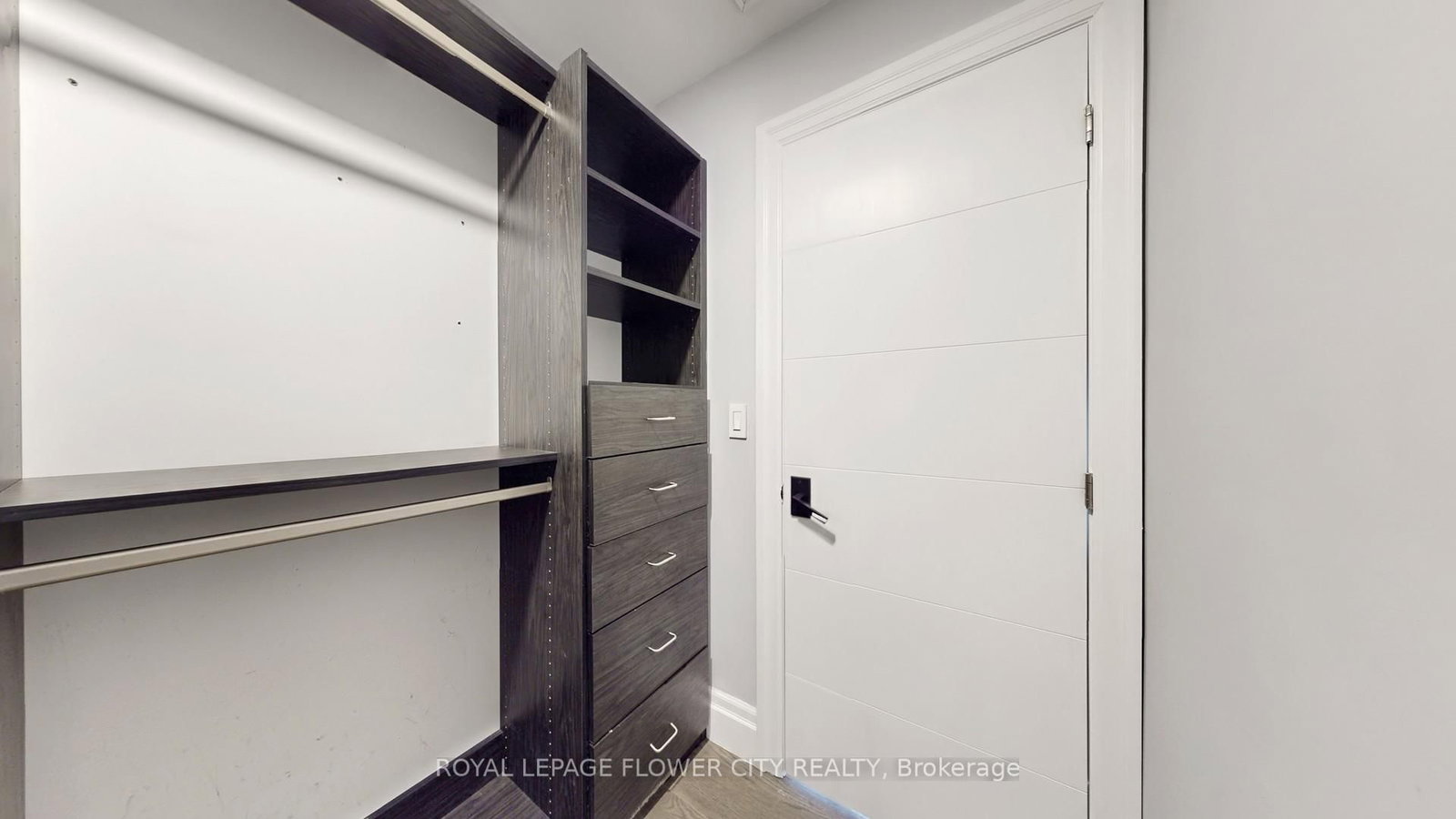 642 Sweetwater Crescent - Photo 25