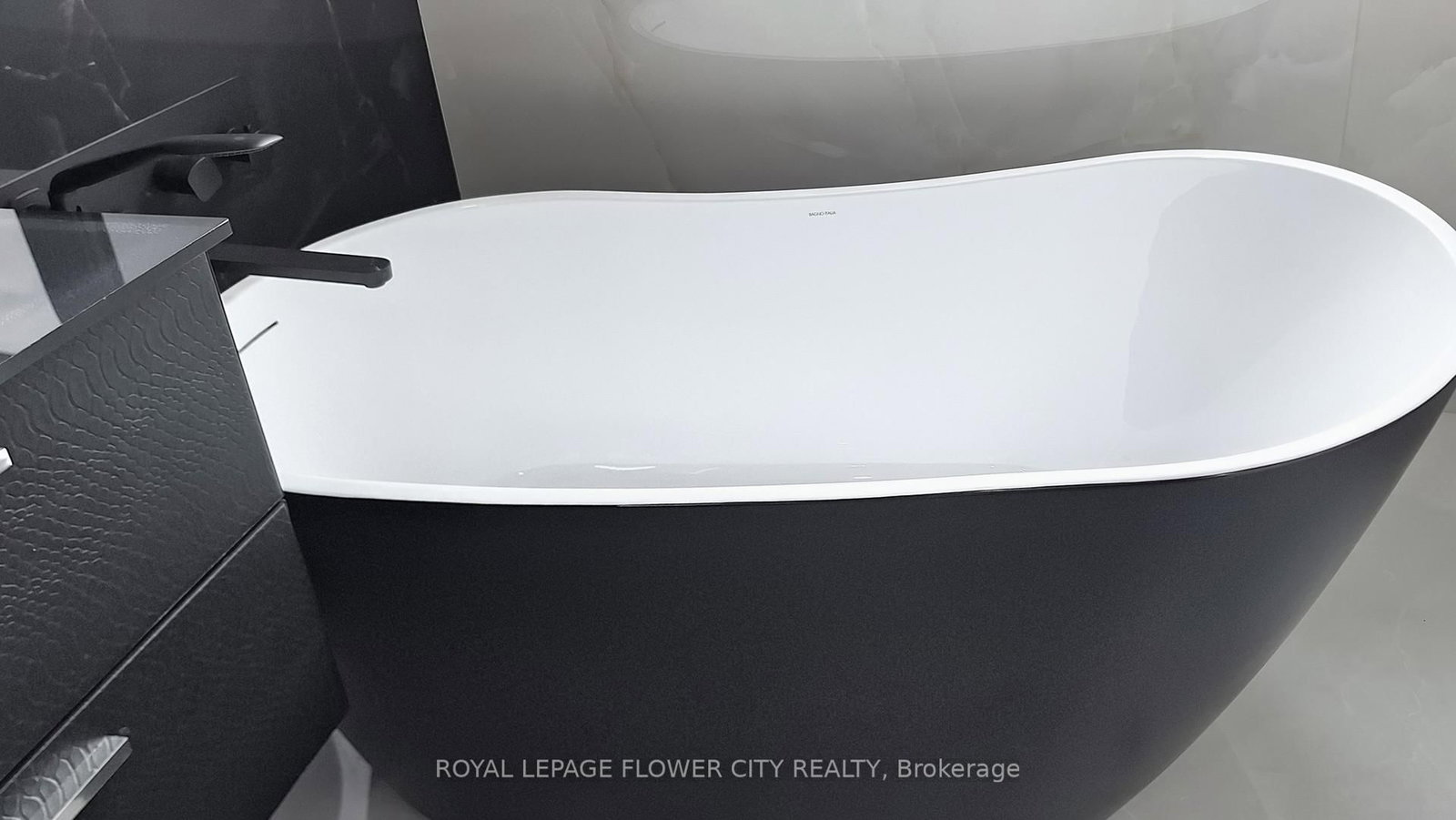 642 Sweetwater Crescent - Photo 29