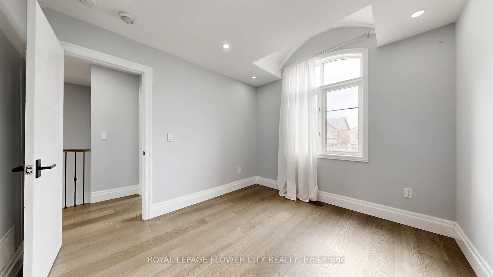 642 Sweetwater Crescent - Photo 33