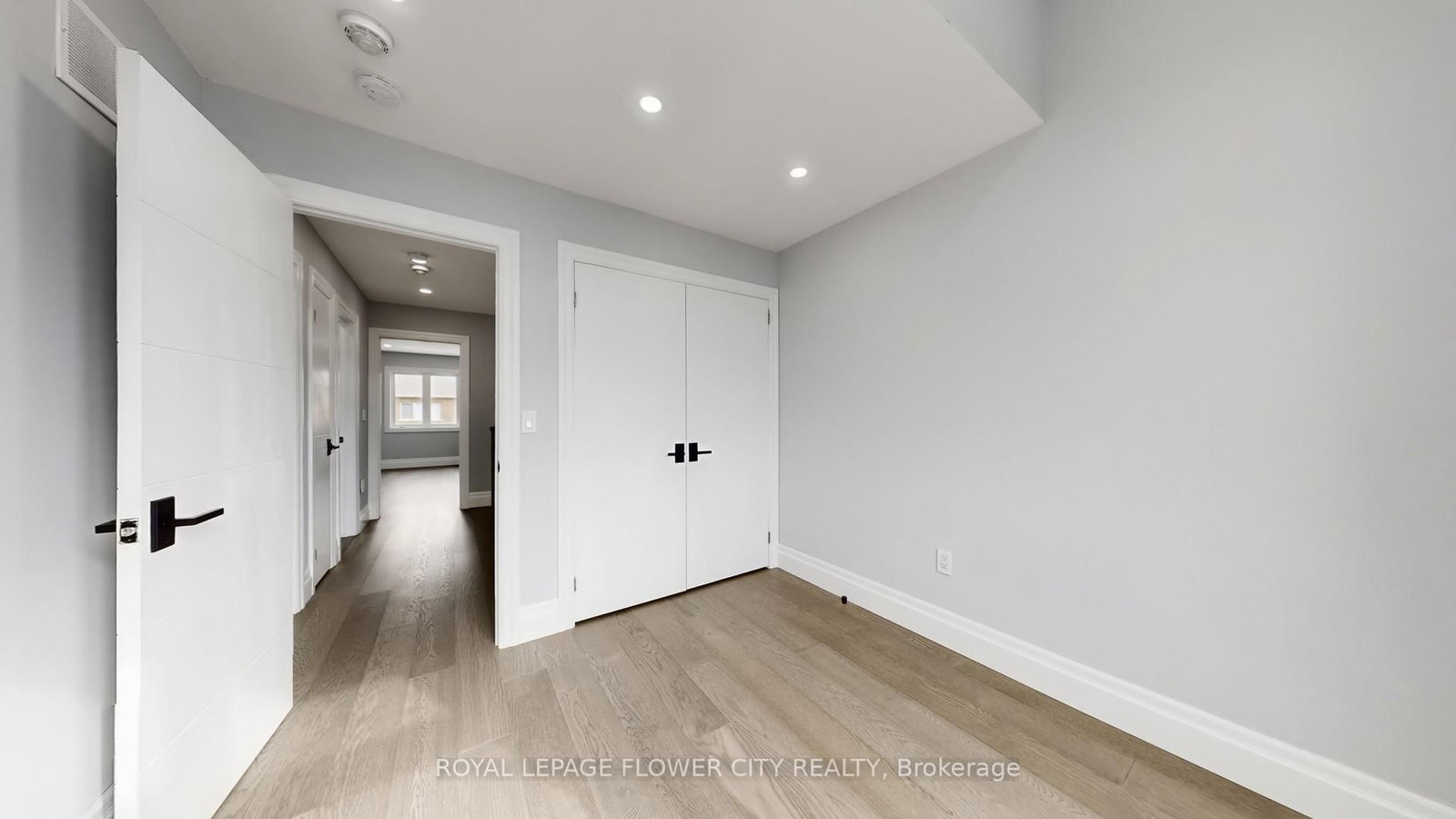 642 Sweetwater Crescent - Photo 35