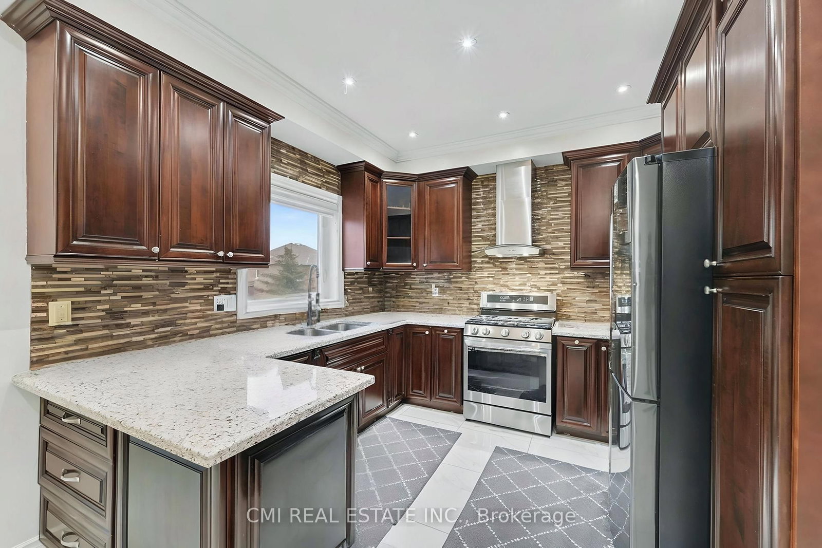 Detached House for sale at 717 Vaughan Mills Road, Vaughan, Ontario, L4H 1H6 - Islington Woods - MLS: N12999084