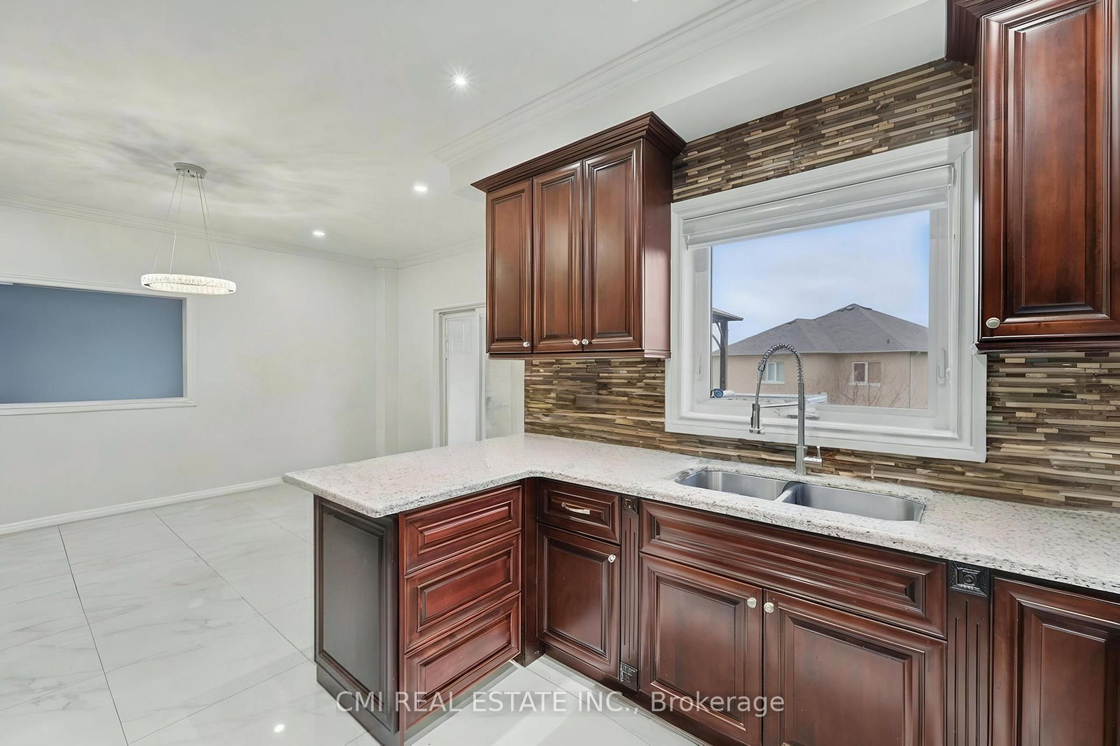 Detached House for sale at 717 Vaughan Mills Road, Vaughan, Ontario, L4H 1H6 - Islington Woods - MLS: N12999084