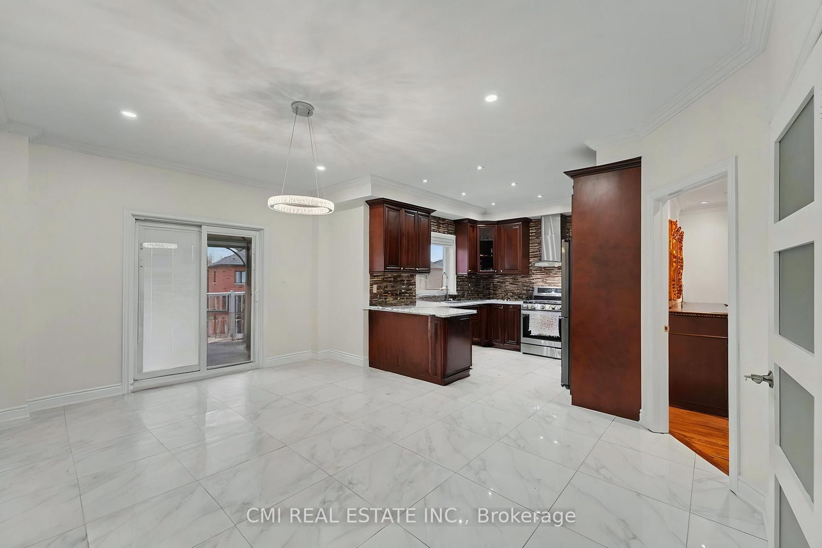 Detached House for sale at 717 Vaughan Mills Road, Vaughan, Ontario, L4H 1H6 - Islington Woods - MLS: N12999084