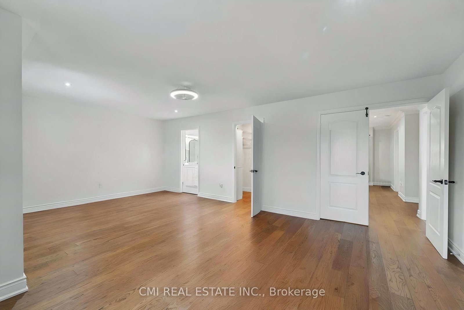 Detached House for sale at 717 Vaughan Mills Road, Vaughan, Ontario, L4H 1H6 - Islington Woods - MLS: N12999084