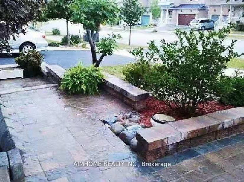 61 Ten Oaks Blvd, Vaughan, L4K 5G3 | Image 2