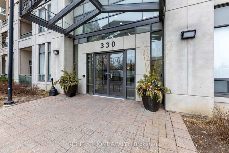 801 - 330 Red Maple Rd, Richmond Hill, L4C 0T6 | Image 3