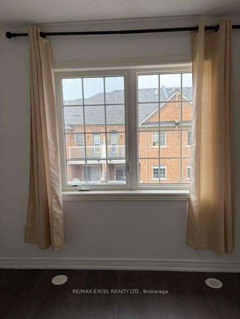 Townhouse for sale at 27 Spiv Grove Way, Markham, Ontario, L6E 0T6 - Greensborough - MLS: N12999412