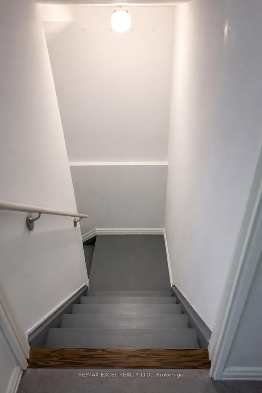 Townhouse for sale at 27 Spiv Grove Way, Markham, Ontario, L6E 0T6 - Greensborough - MLS: N12999412