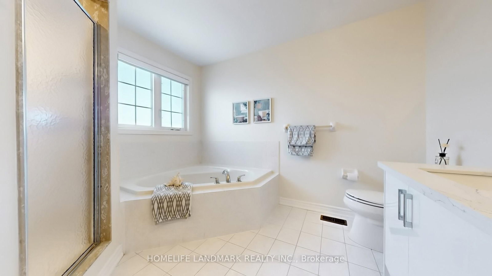 Detached House for sale at 13 Woodway Lane, Markham, Ontario, L6B 0N4 - Cornell - MLS: N12999422