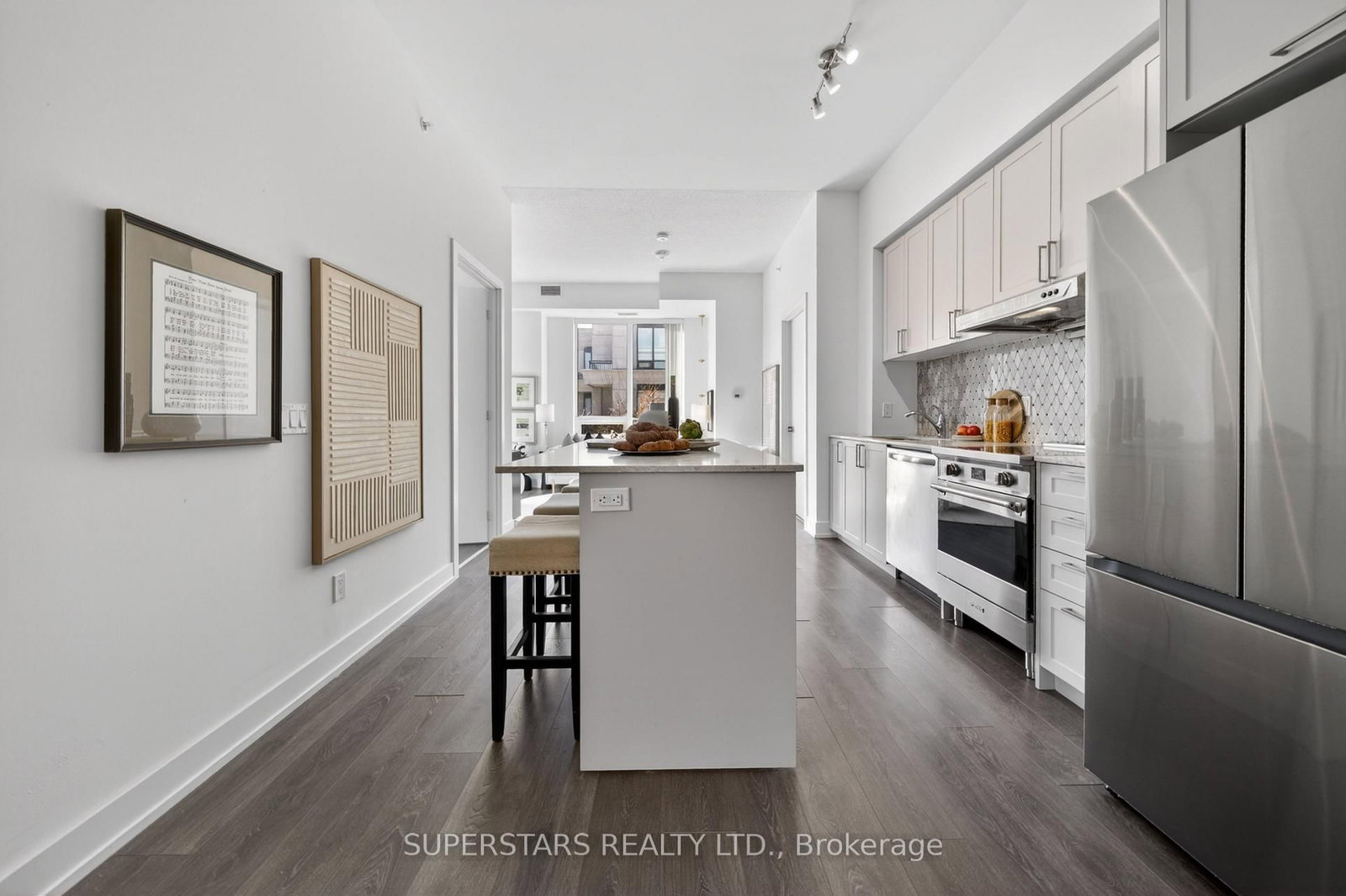 278 Buchanan Drive, Unit 817 - Photo 7