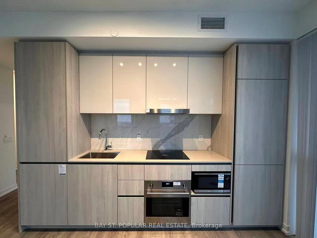 3209 - 8 Interchange Way