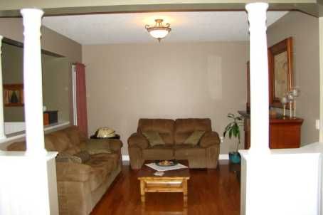 1091 Booth Ave, Innisfil, L9S4W6 | Image 2