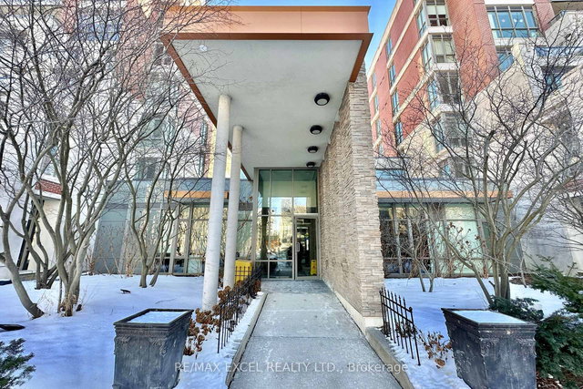 316 - 57 Upper Duke Crescent