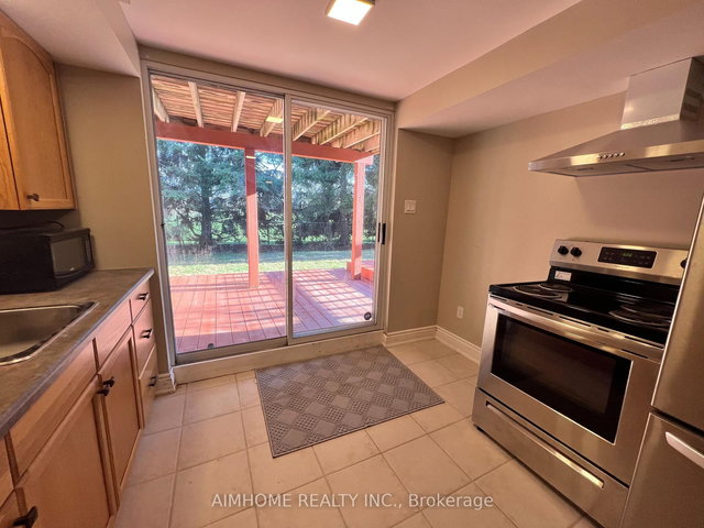 298 Binns (Lower Unit) Avenue