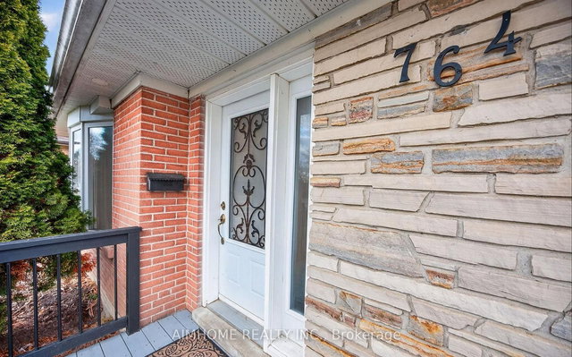 764 Botany Hill (Main) Crescent