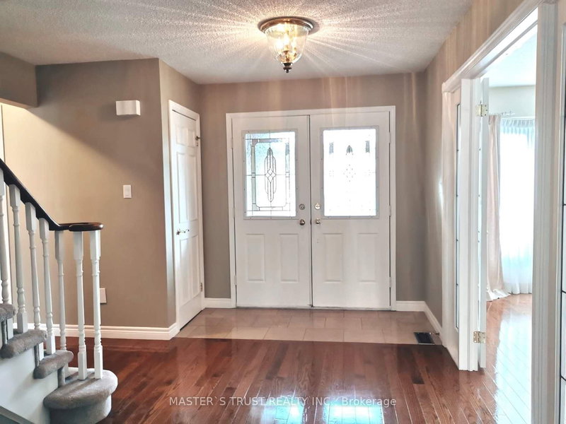 68 Lehman Cres, Markham, L3P 5W7 | Image 3