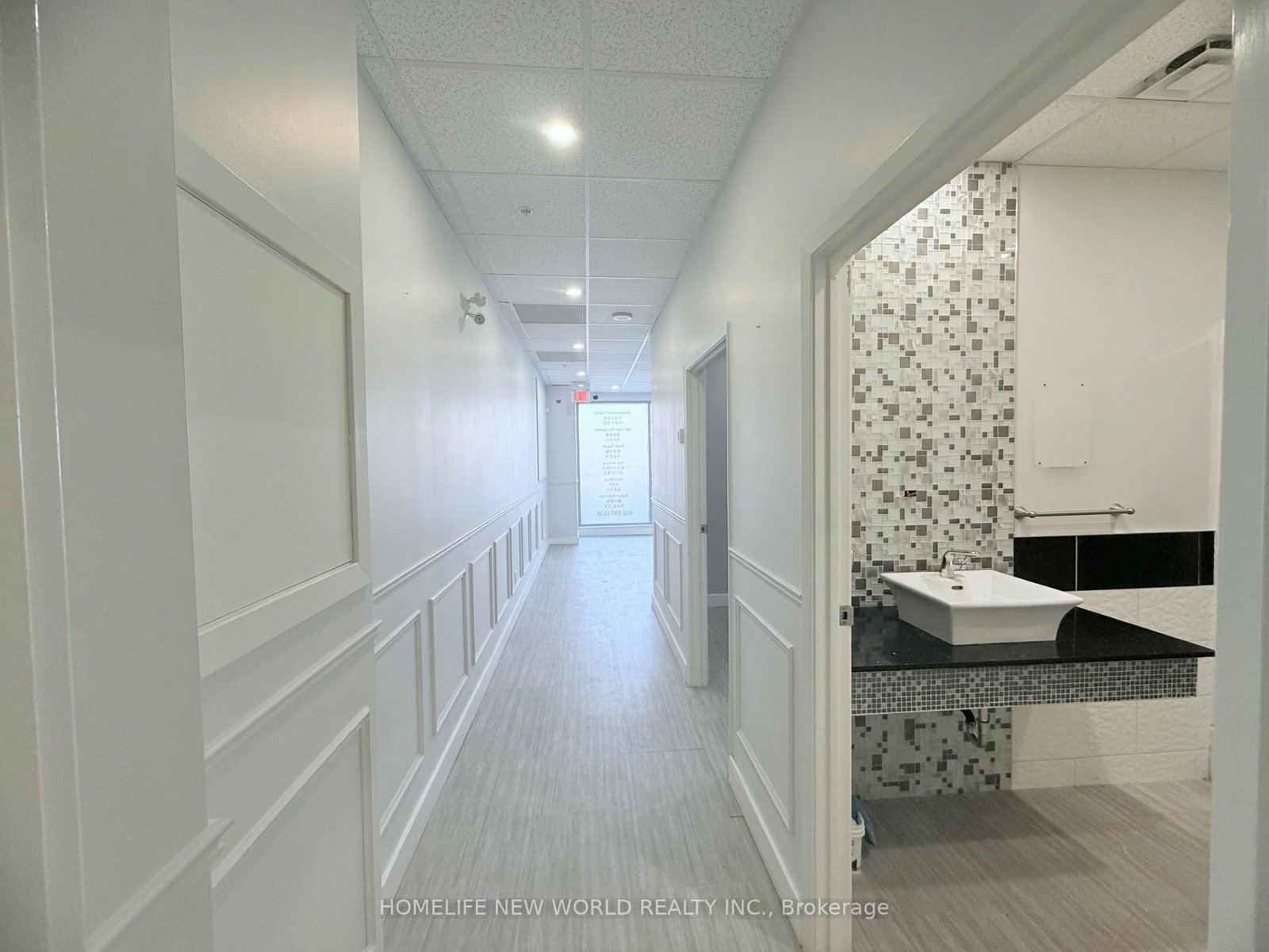 7181 Yonge Street, Unit 7 - Photo 10