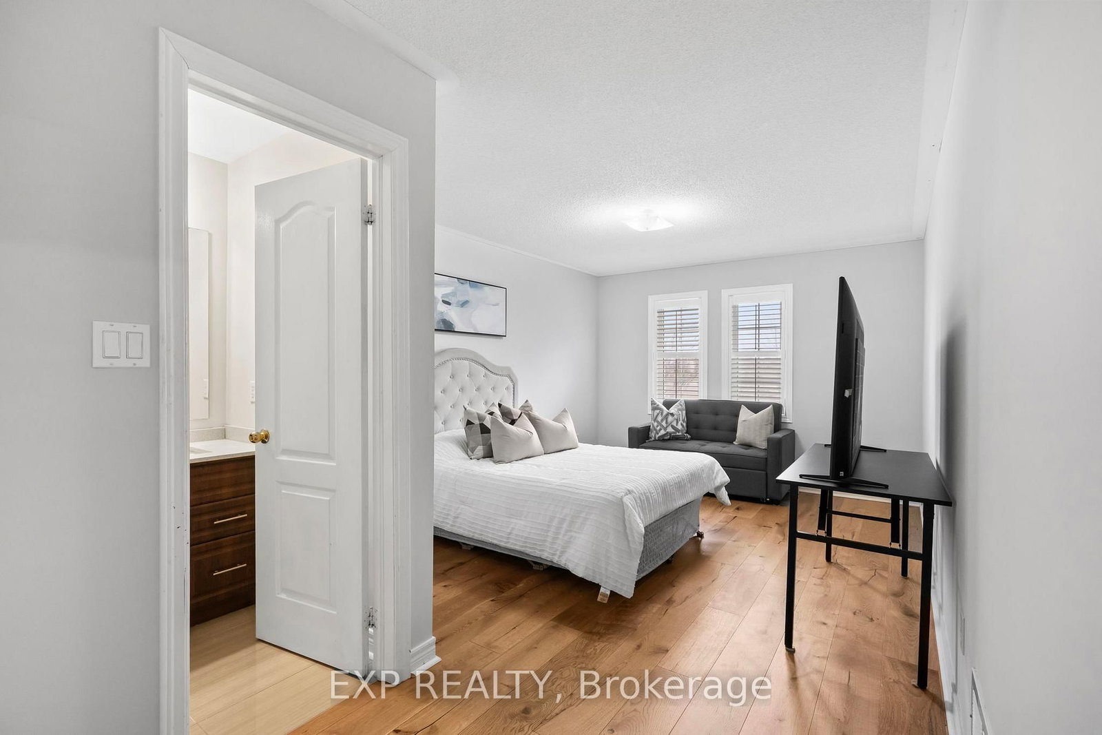 Detached House for sale at 278 Williamson Road, Markham, Ontario, L6E 1X1 - Greensborough - MLS: N12999820