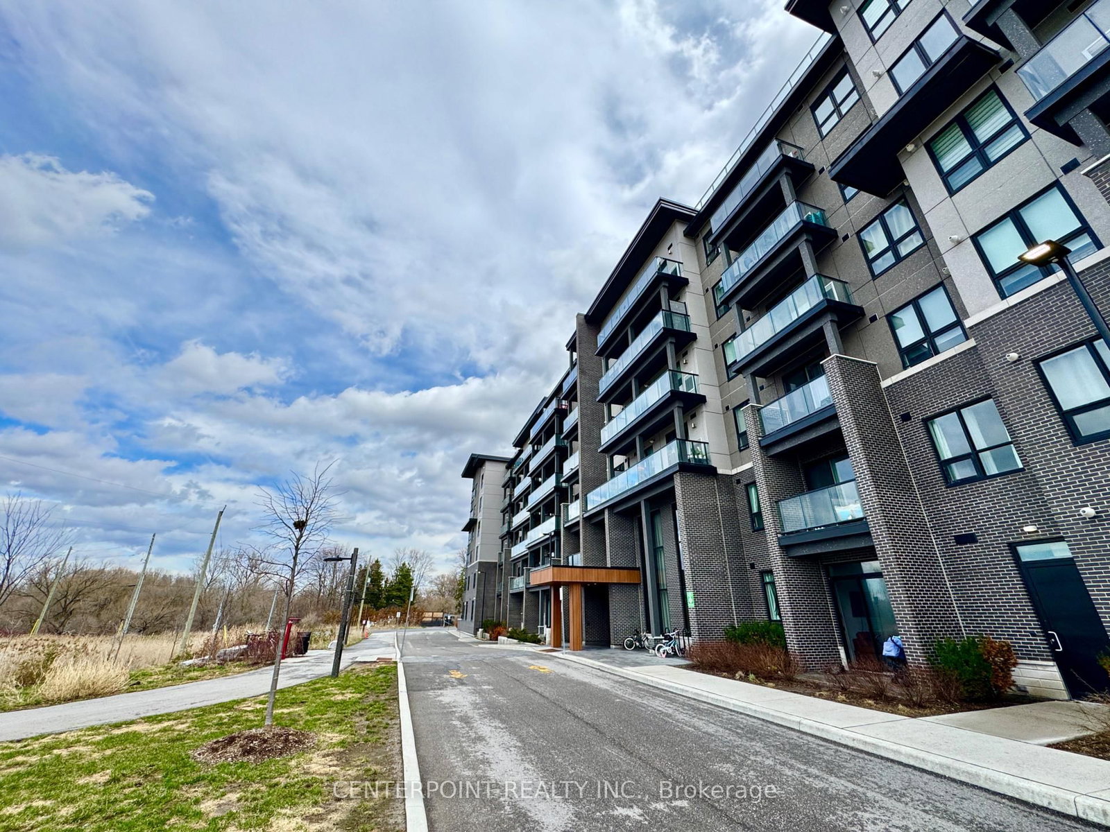 9700 Ninth Line, Unit 523 - Photo 20