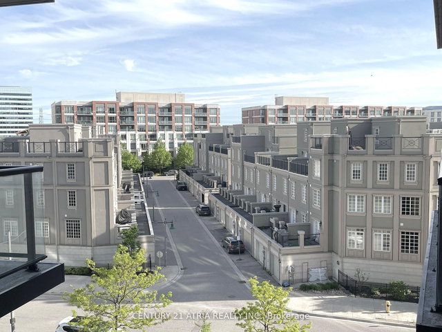 520 - 111 Upper Duke Crescent