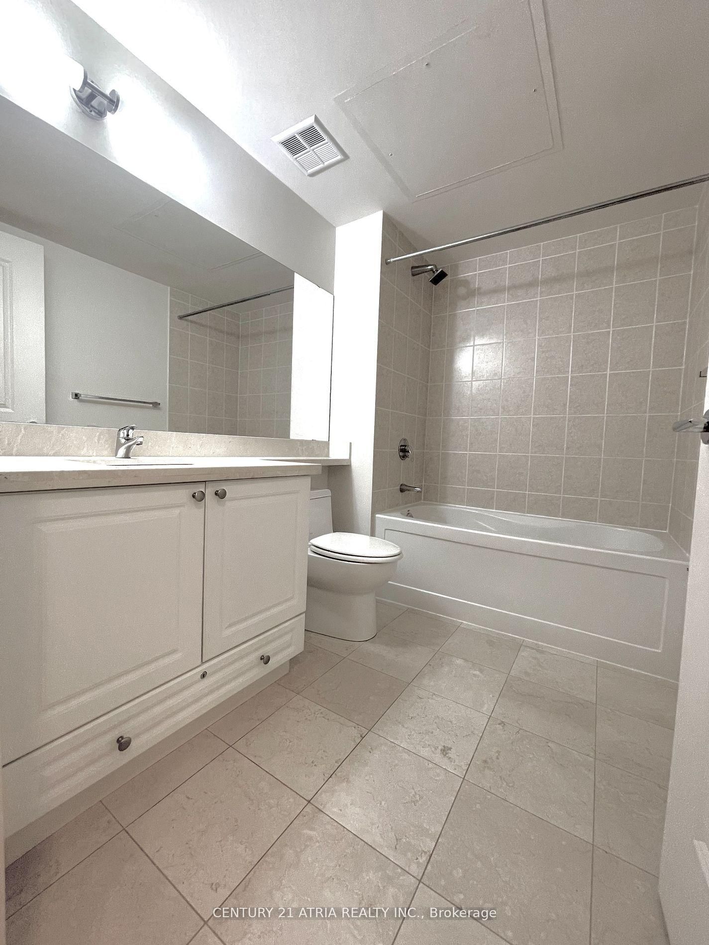 111 Upper Duke Crescent, Unit 520 - Photo 10