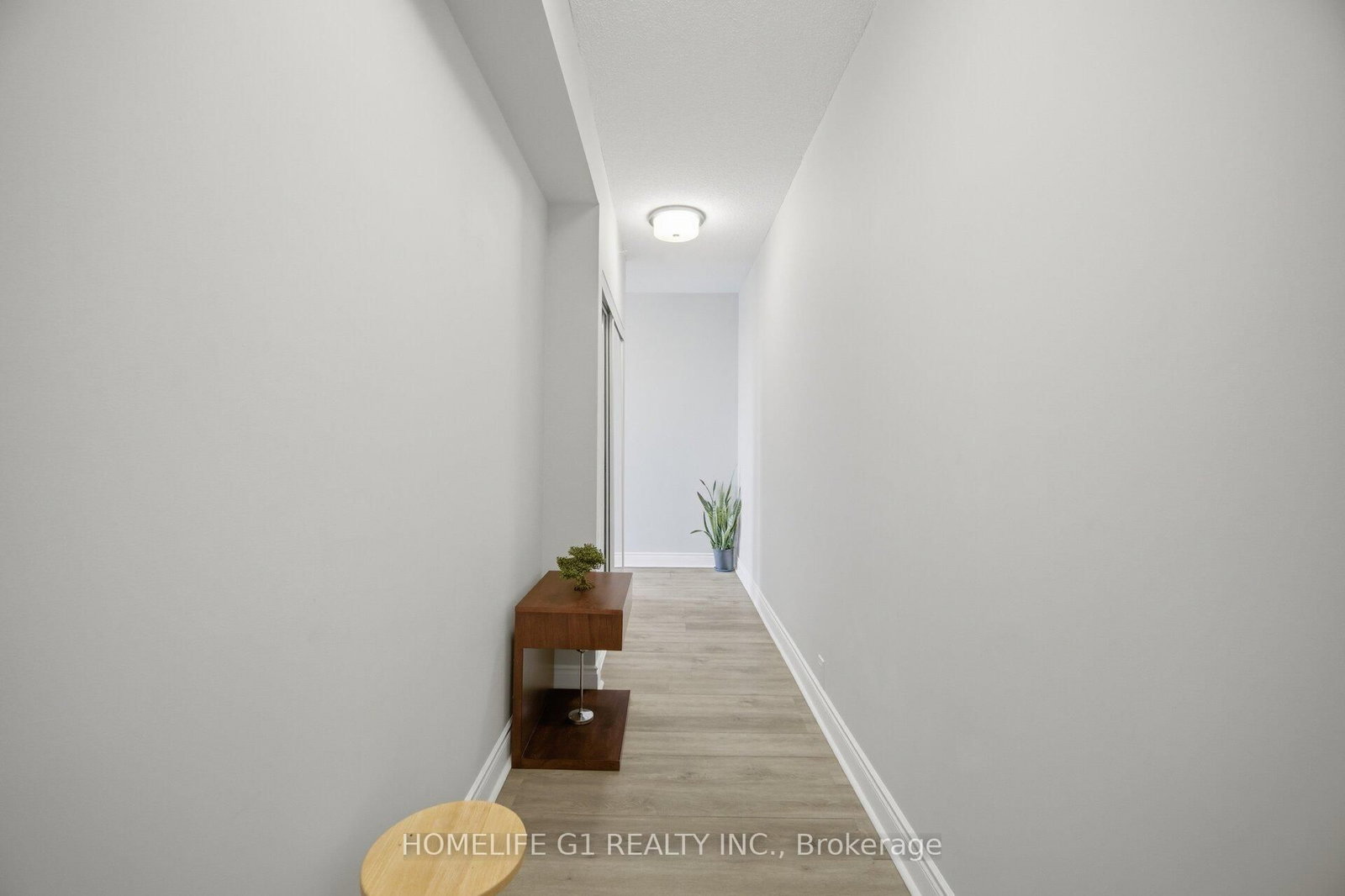 2396 Major Mackenzie Drive, Unit 212 - Photo 17