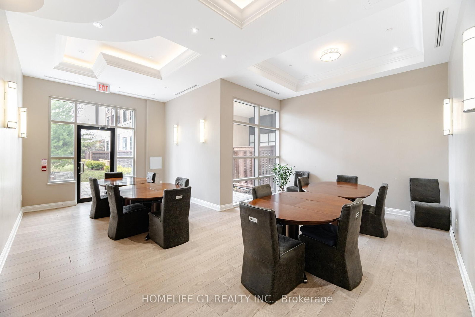 2396 Major Mackenzie Drive, Unit 212 - Photo 23