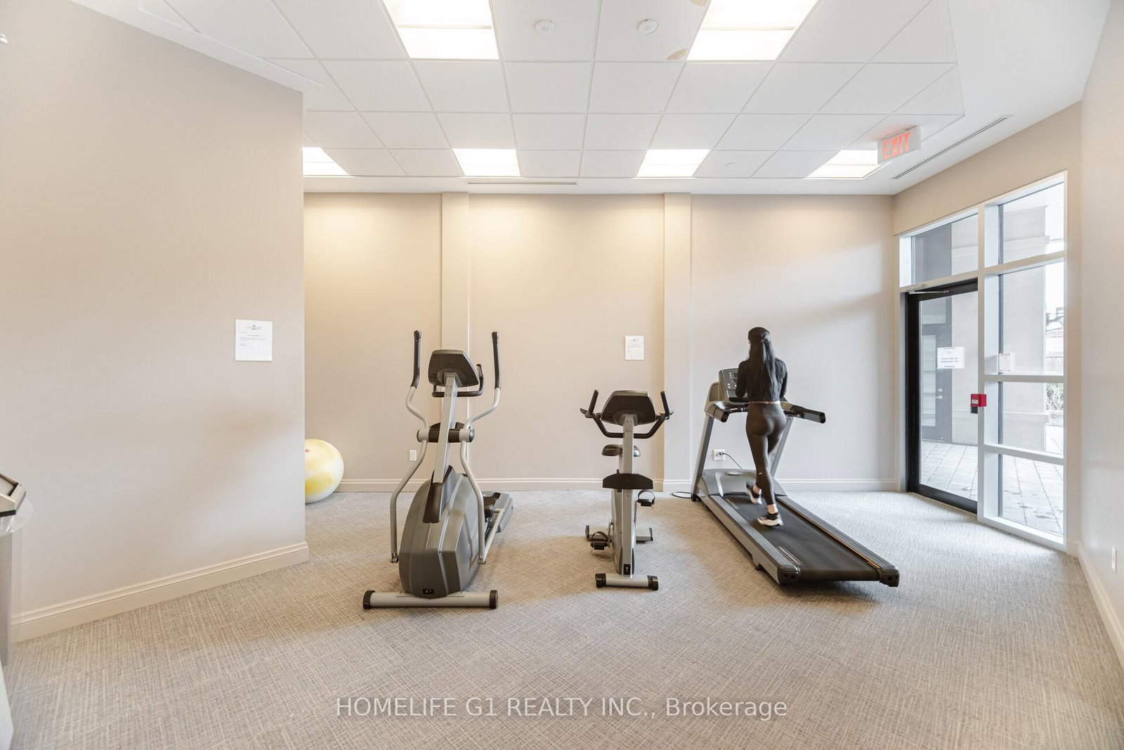 2396 Major Mackenzie Drive, Unit 212 - Photo 34