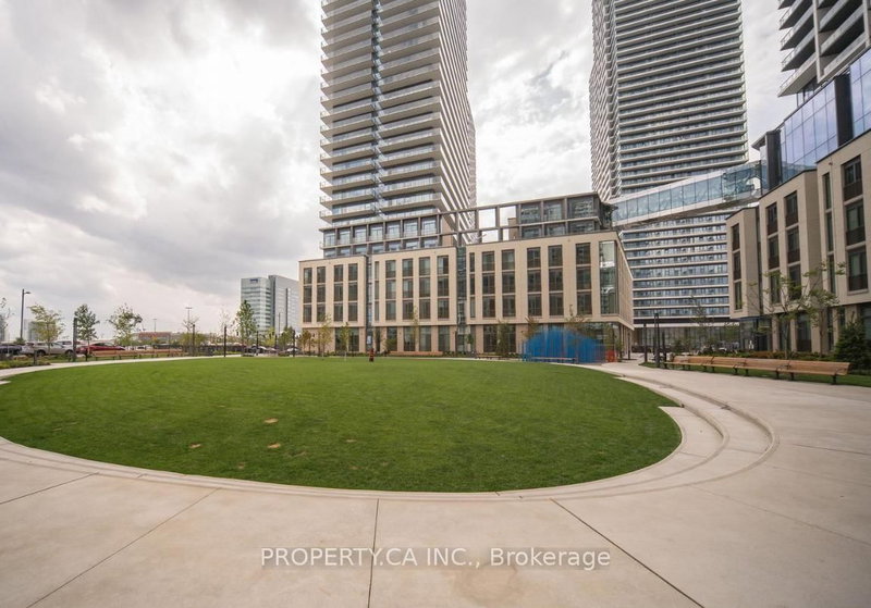 home for lease on 208-7890 Jane Street