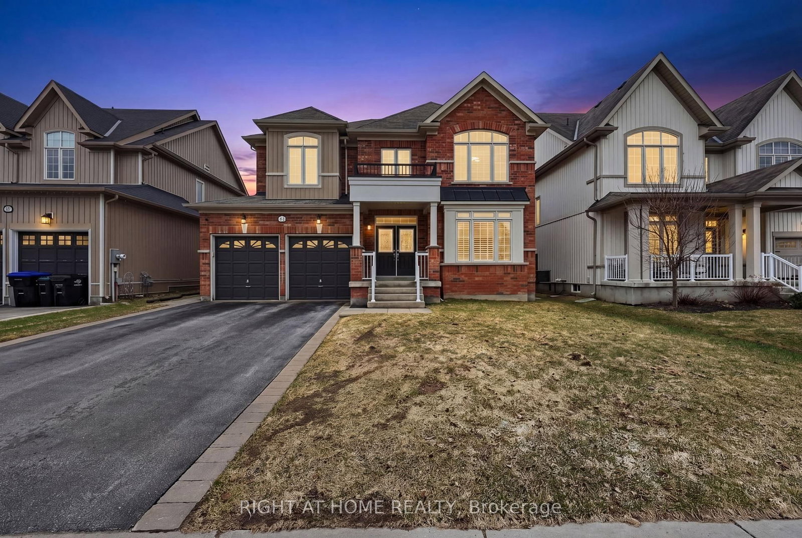 Detached House for sale at 61 Latimer Avenue, Essa, Ontario, L3W 0N3 - Angus - MLS: N13000306