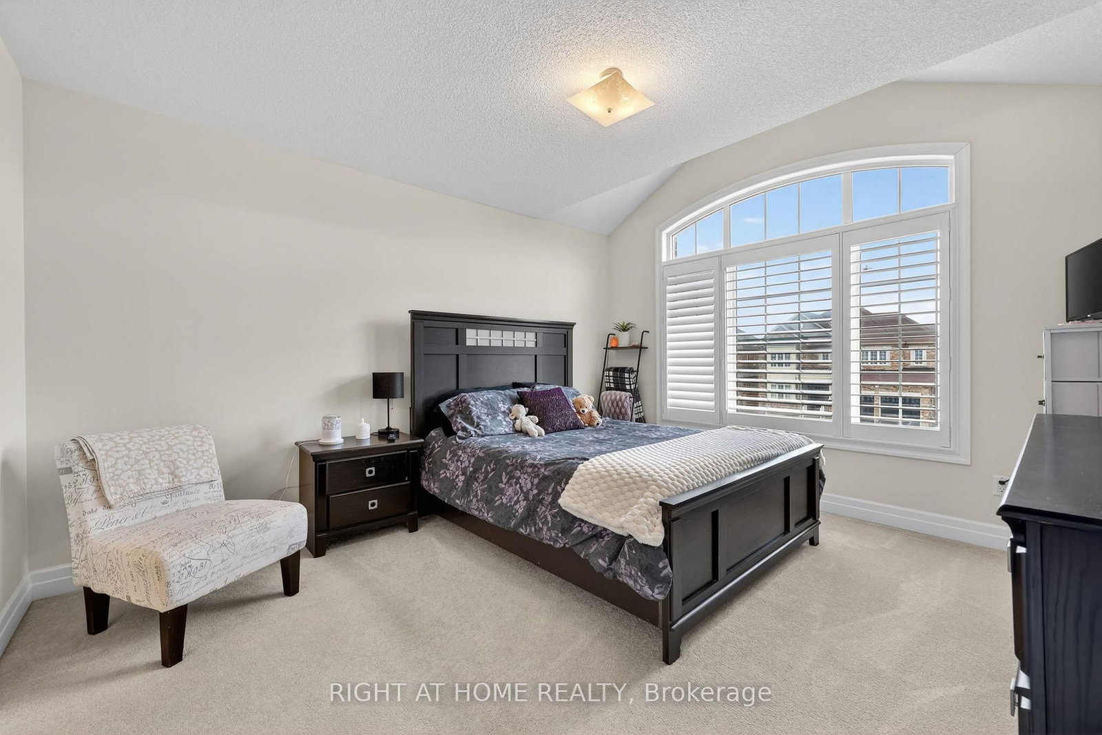 Detached House for sale at 61 Latimer Avenue, Essa, Ontario, L3W 0N3 - Angus - MLS: N13000306