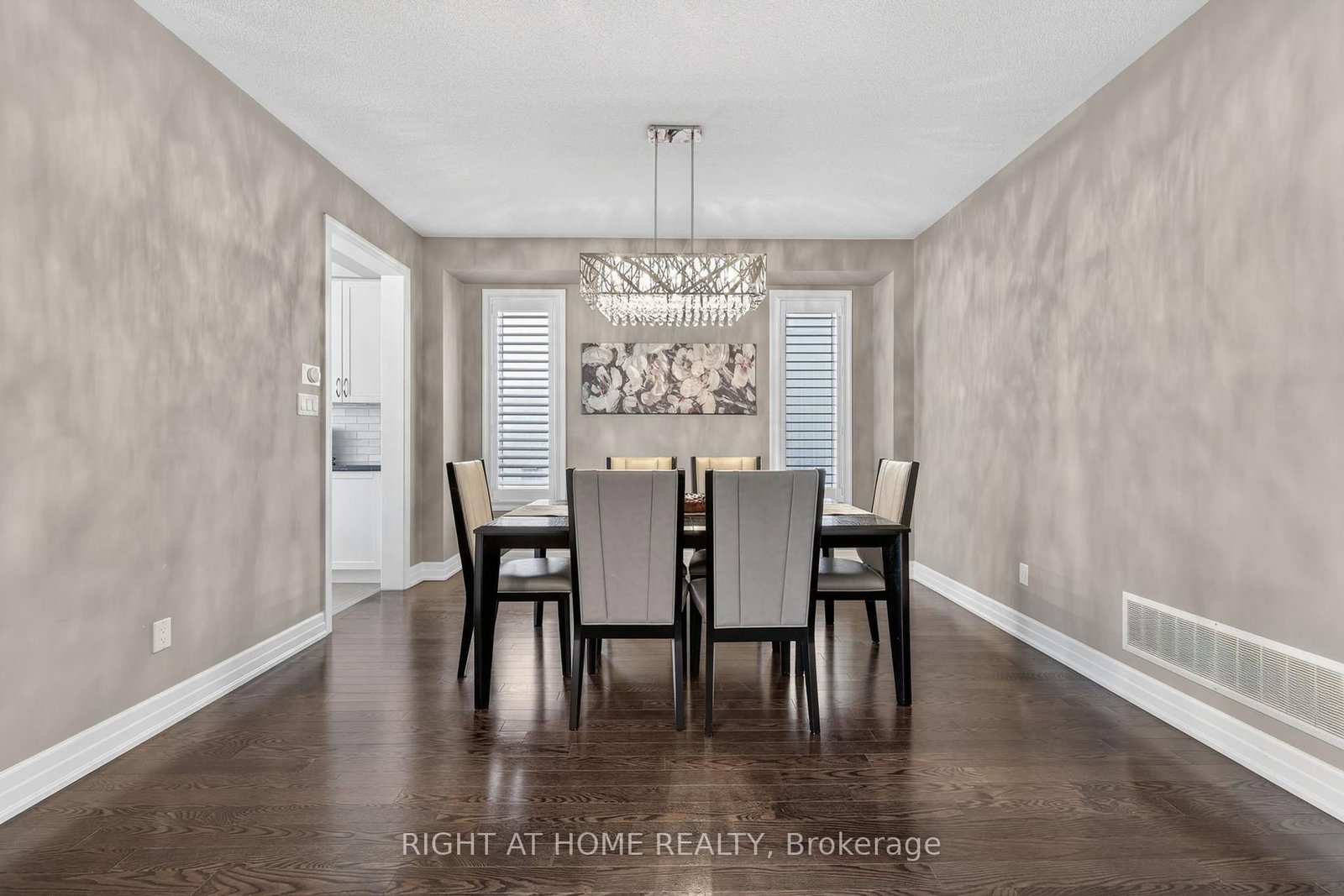 Detached House for sale at 61 Latimer Avenue, Essa, Ontario, L3W 0N3 - Angus - MLS: N13000306