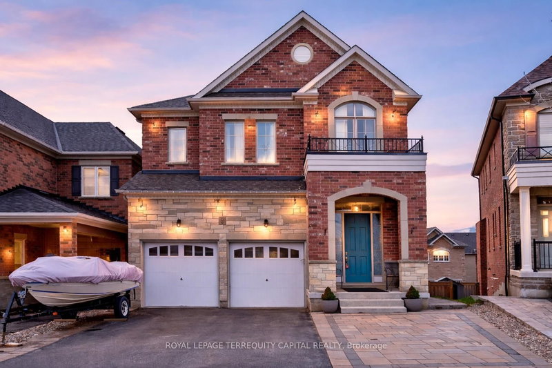 22 Walter Tunny Cres, East Gwillimbury, Ontario