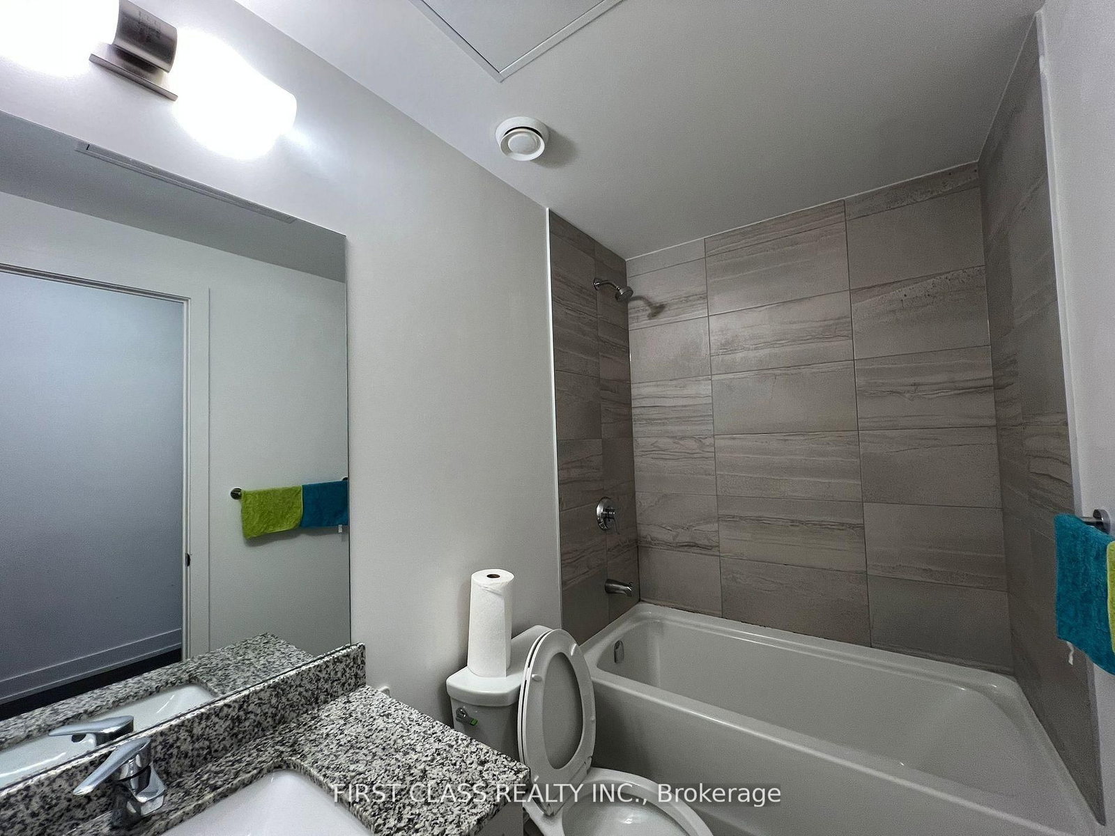 278 Buchanan Drive, Unit 727E - Photo 2