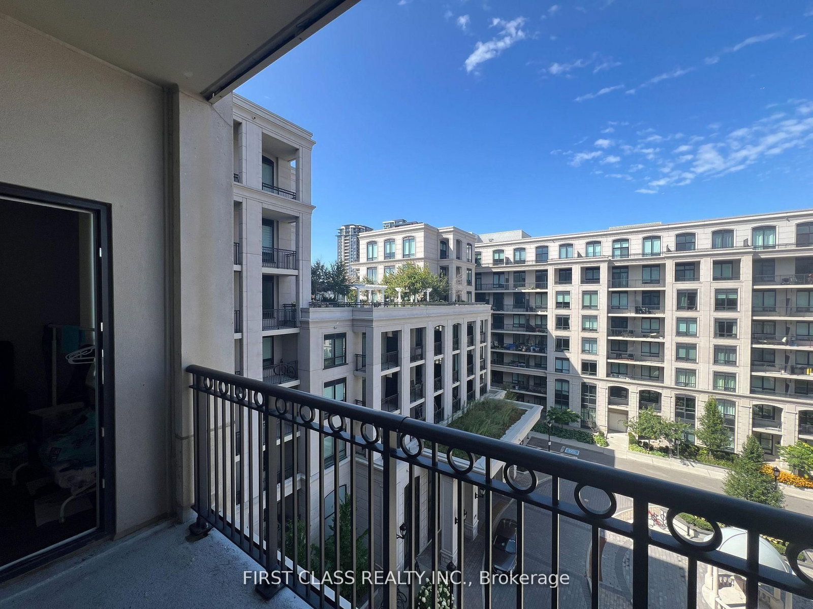 278 Buchanan Drive, Unit 727E - Photo 4