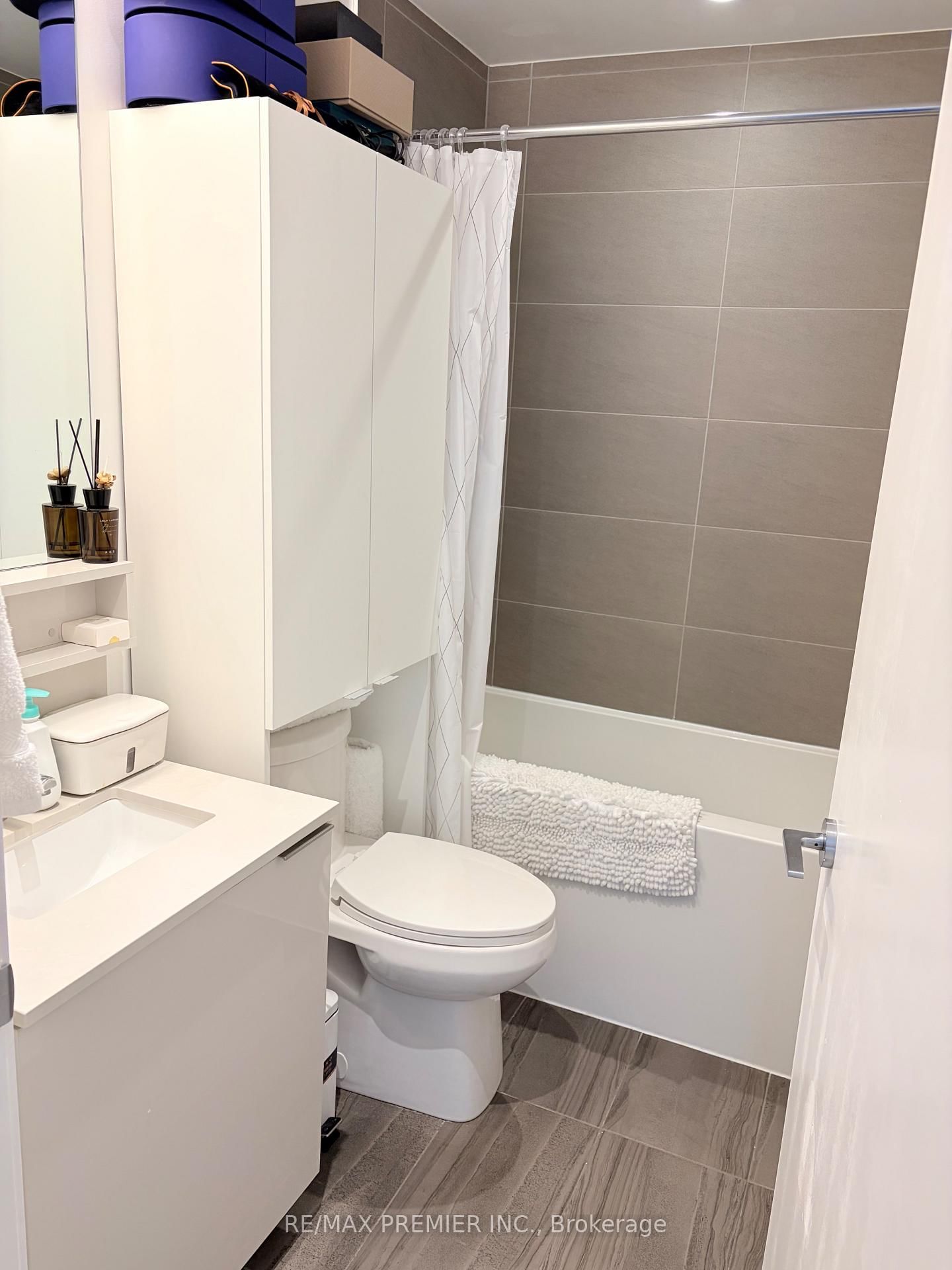 898 Portage Parkway, Unit 2701 - Photo 9