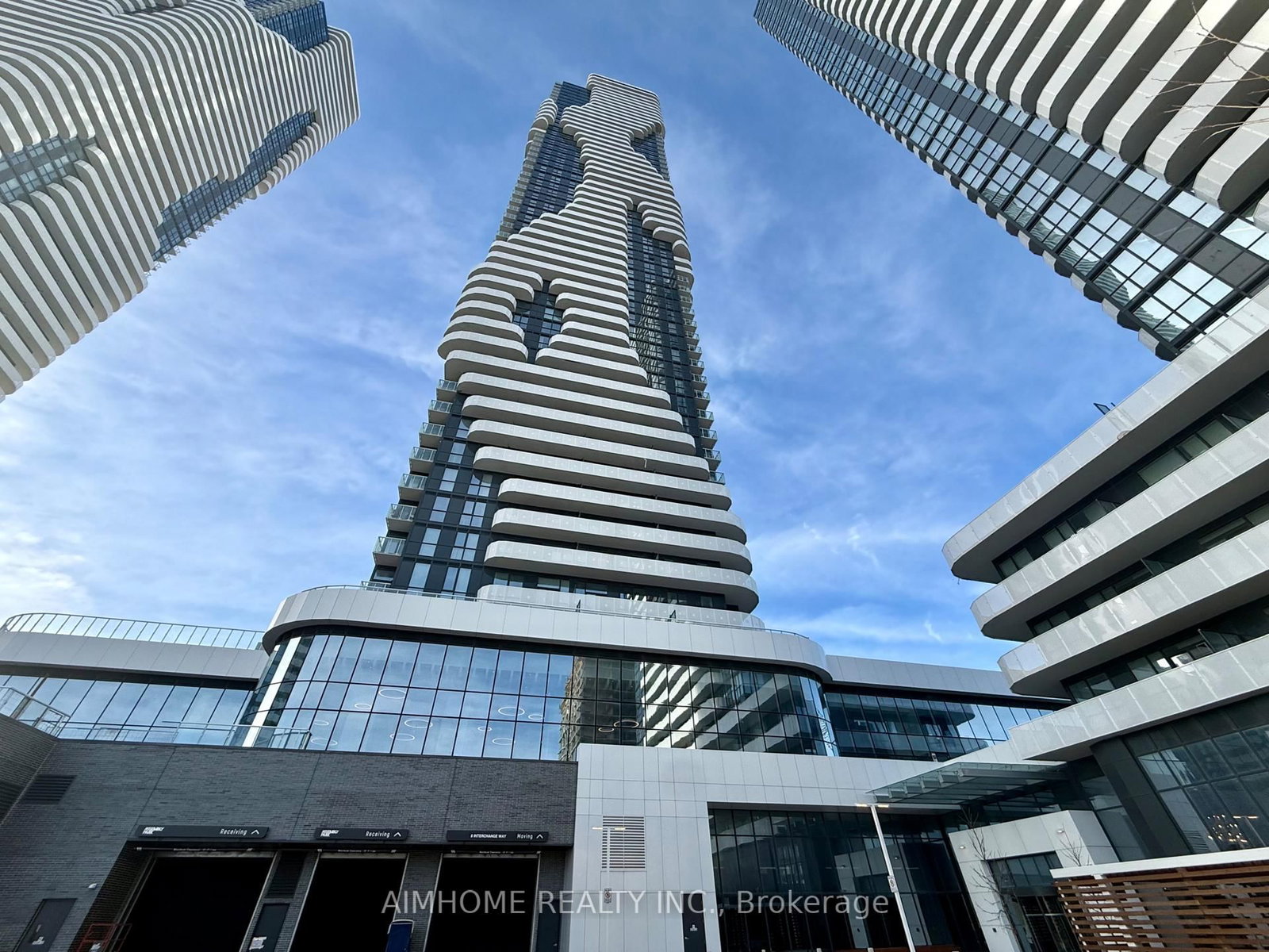 8 Interchange Way, Unit 619 - Photo 13