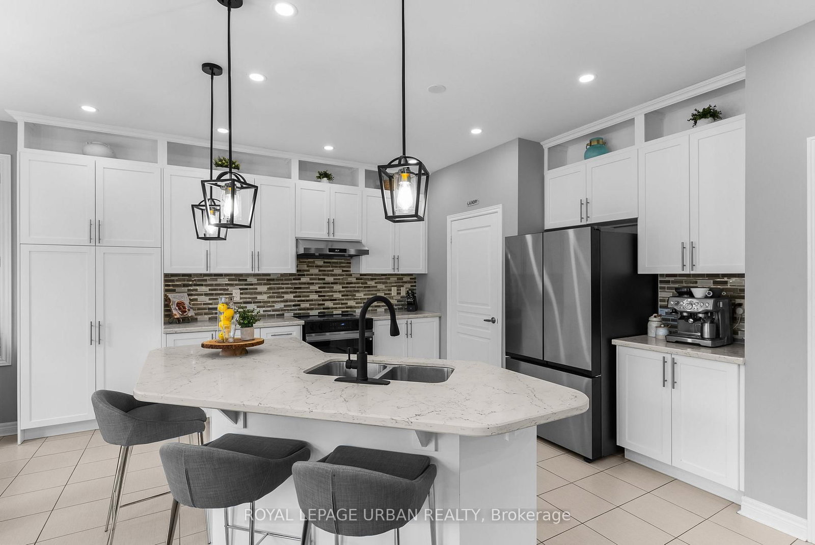 343 Baker Hill Boulevard - Photo 14