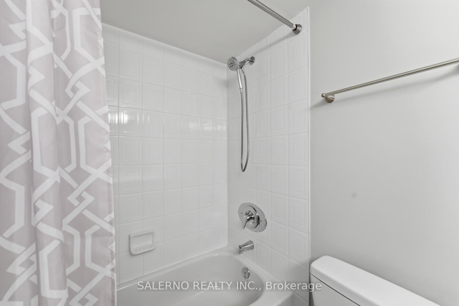 141 Woodbridge Avenue, Unit 312 - Photo 34